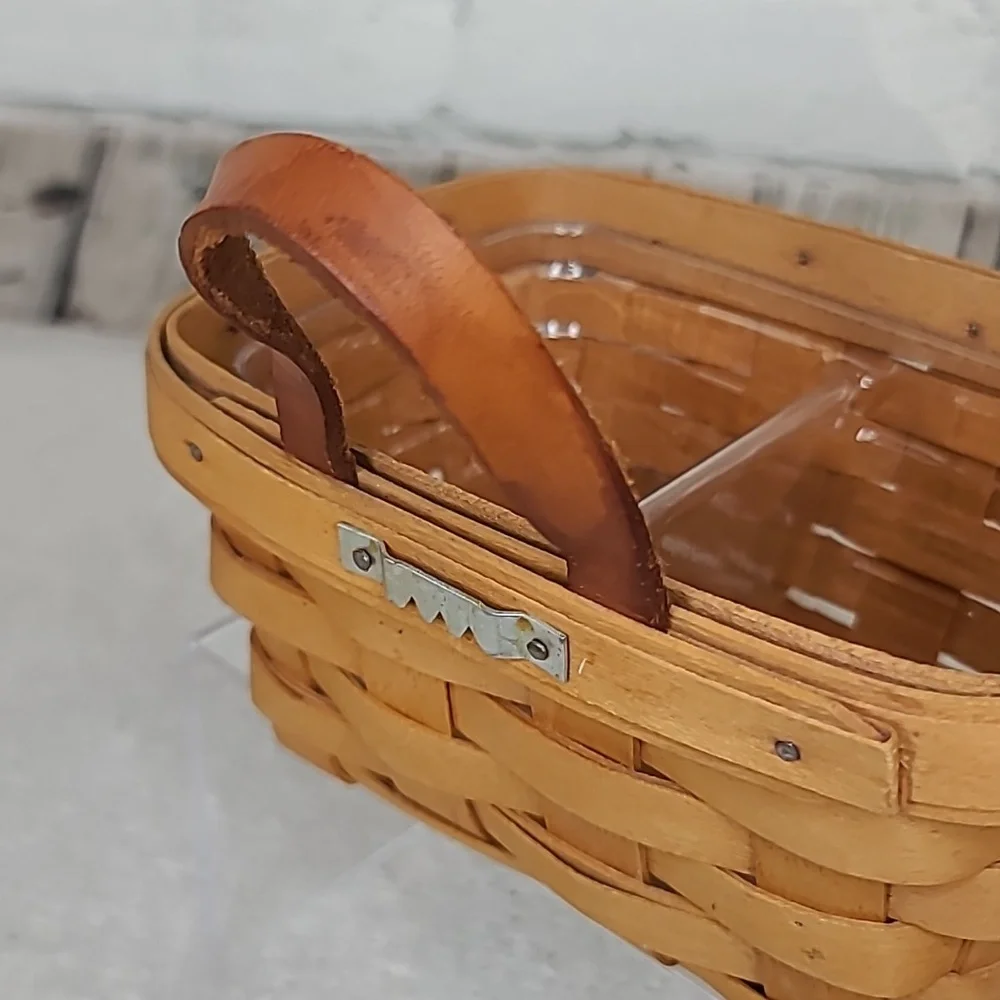 Longaberger Handmade Vtg '99 Classic Key Hanging Basket 10723 w/Divided Insert